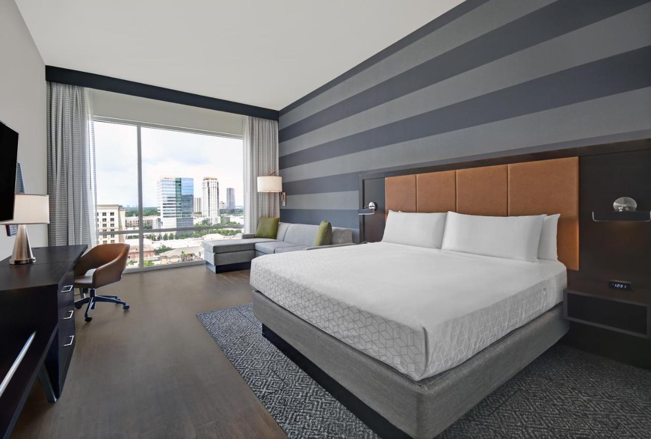 Hotel Holiday Express - - Galleria Area By Ihg