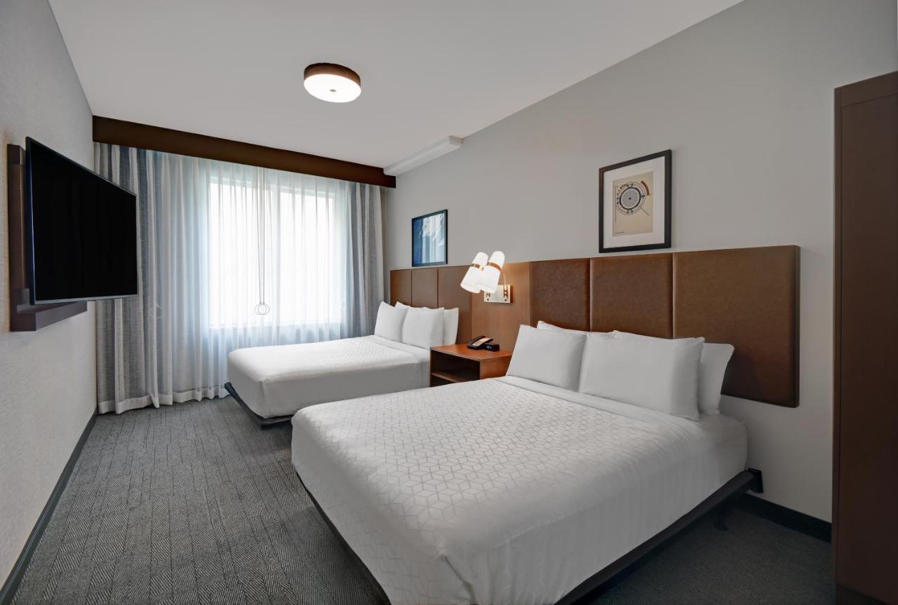 Hotel Holiday Express - - Galleria Area By Ihg
